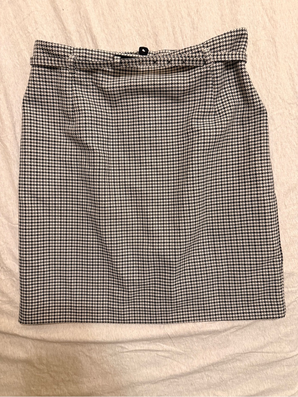 H&M Houndstooth Pencil Skirt - Black and White